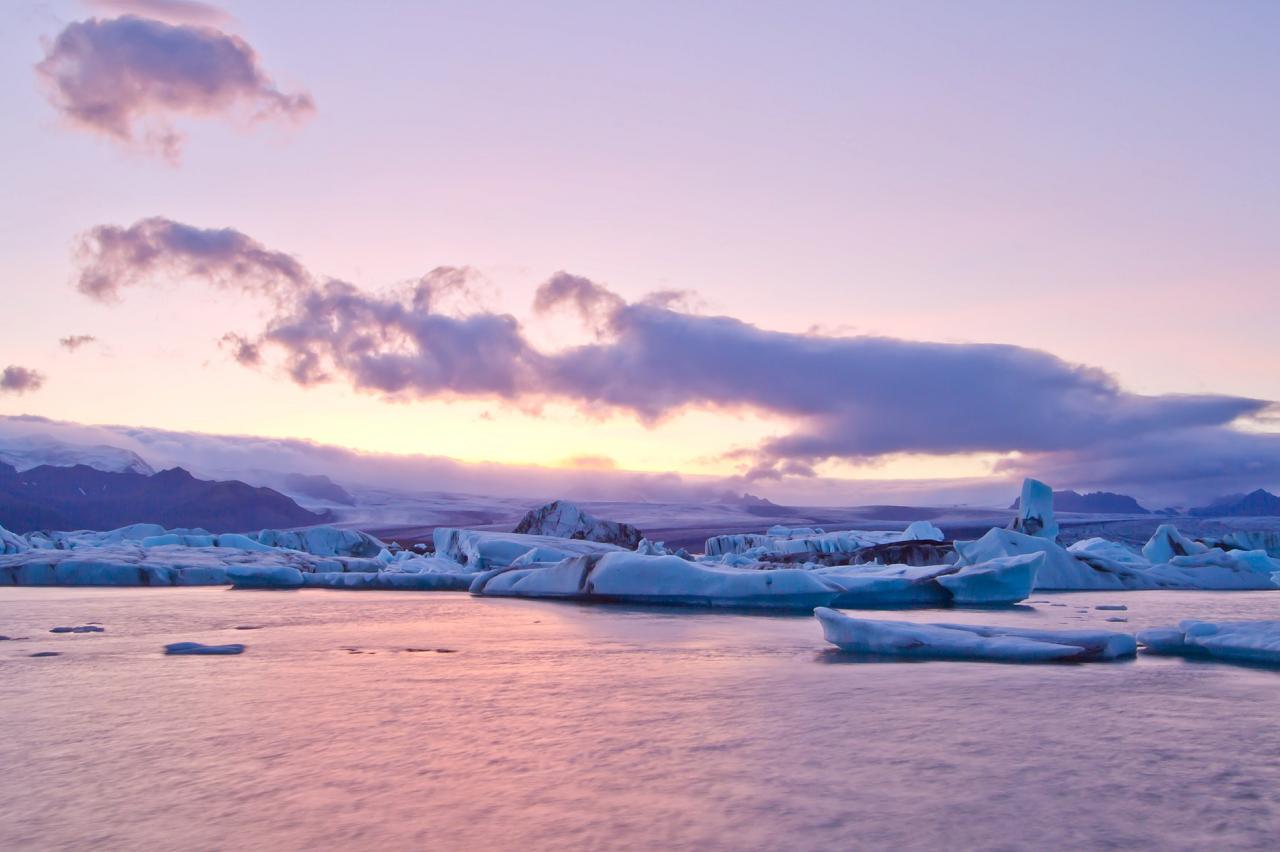 Icebergs dans le lagon